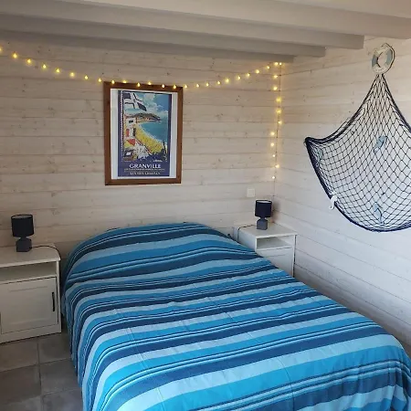 Holiday home Arcadamousse Maison En Bord De Baie Du Mont Saint Michel Granville